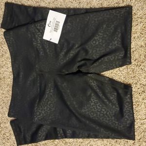 Zyia Leopard Light n tight